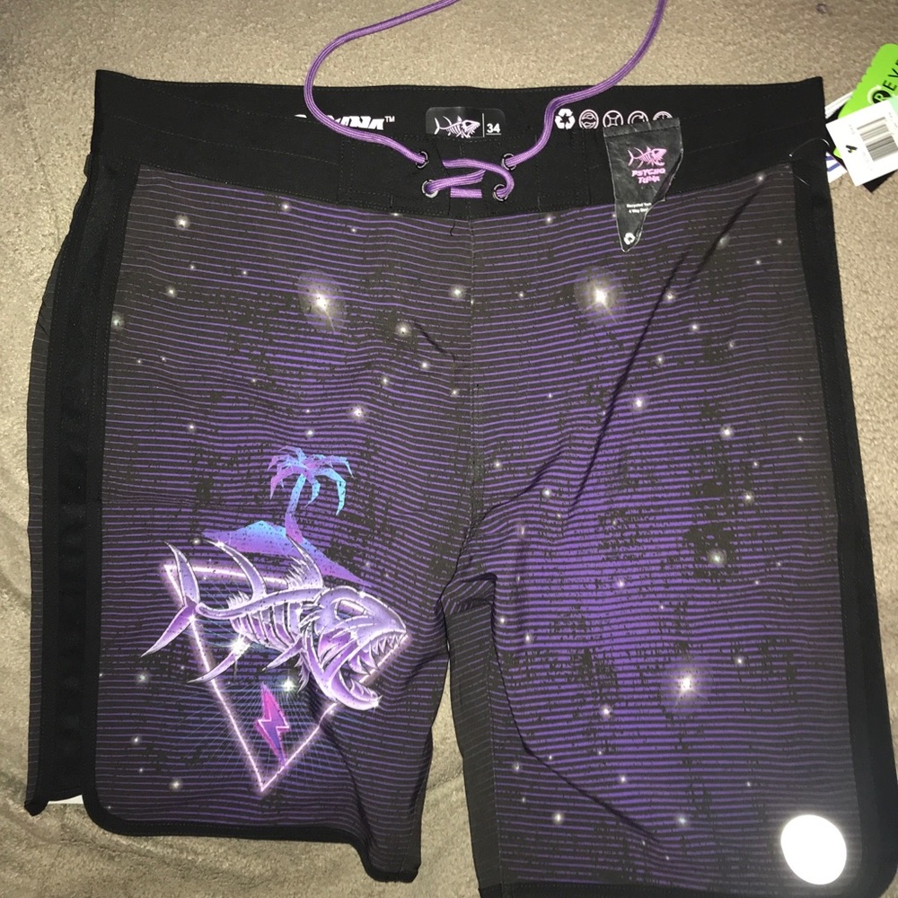 Psycho Tuna mens board shorts Swimming Trunks size 34 Black Purple New NWT